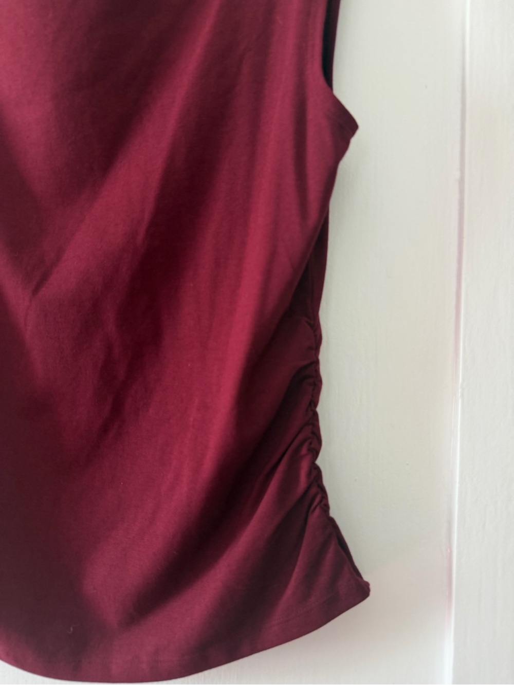 GAP Sleeveless Mock Neck Tank Top in Burgundy - Picture 3 of 3